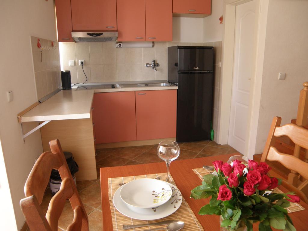 Apartment Amalija Primošten Exterior foto